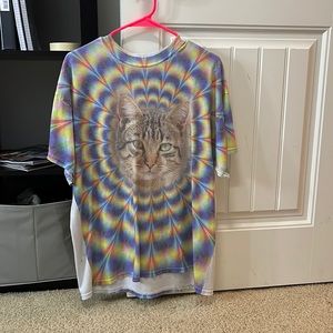 Cat graphic tee shirt and it’s super colorful
